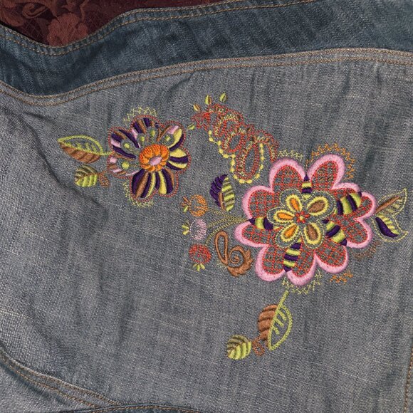 Oilily Denim Embroidered Tulip Skirt Adjustable Waist and Skirt - Picture 11 of 11